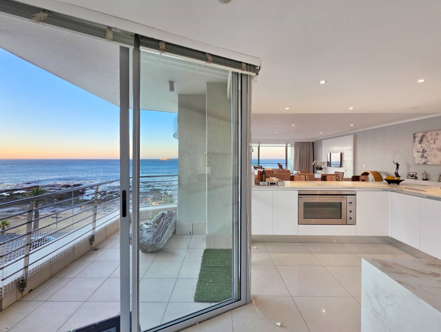 3 Bedroom Property for Sale in Mouille Point Western Cape